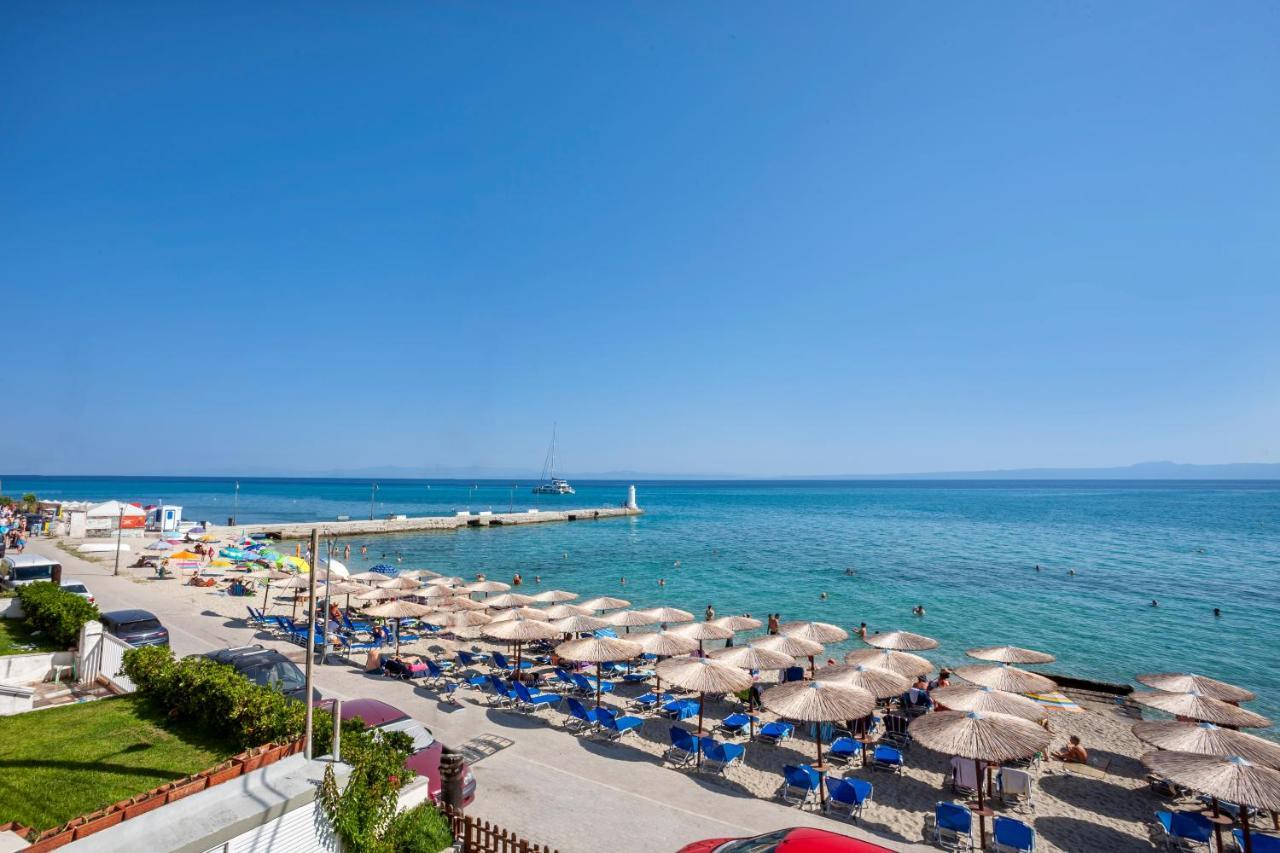 Olia Seaside Residence 120M From The Beach Pefkochori Exterior photo