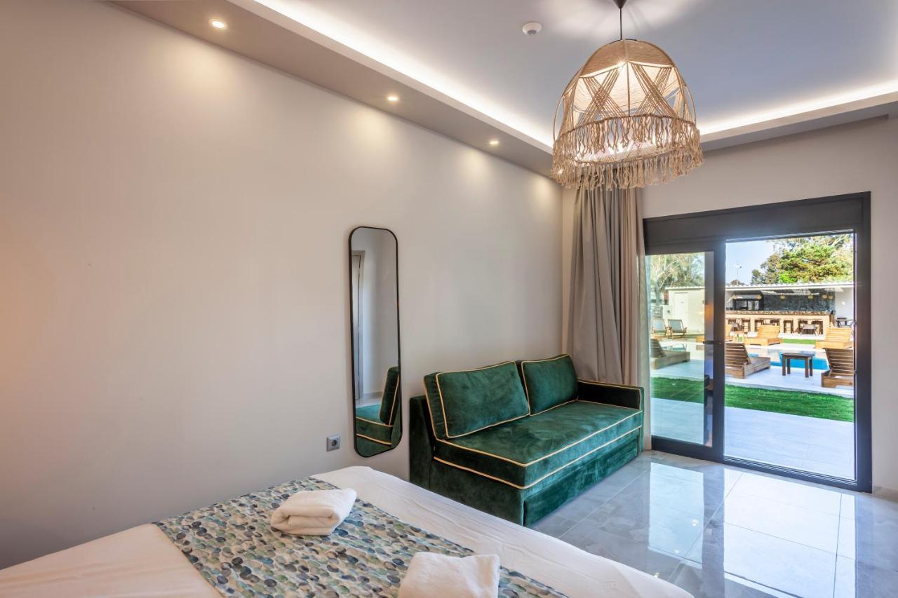 Olia Seaside Residence 120M From The Beach Pefkochori Exterior photo