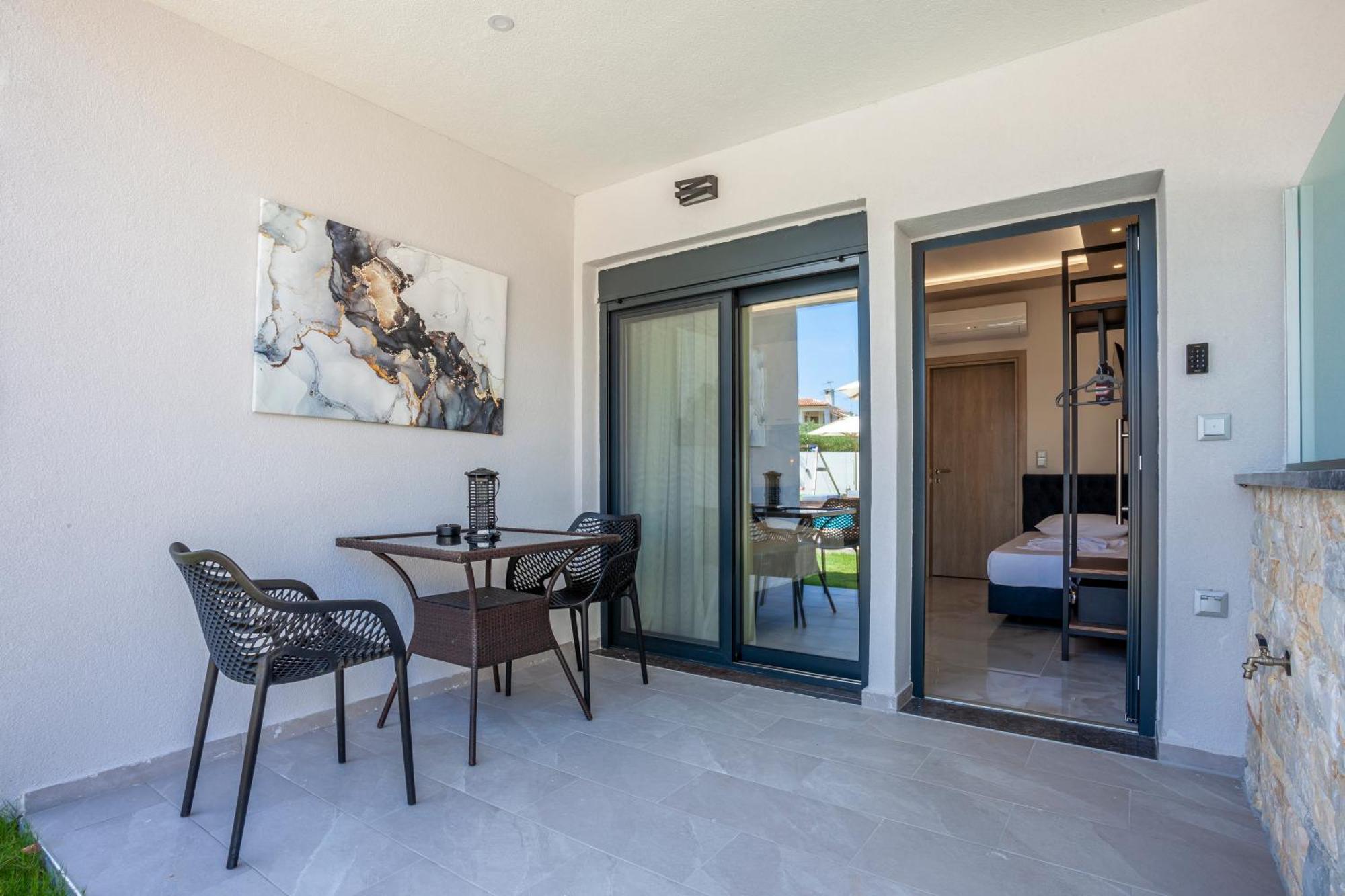 Olia Seaside Residence 120M From The Beach Pefkochori Exterior photo
